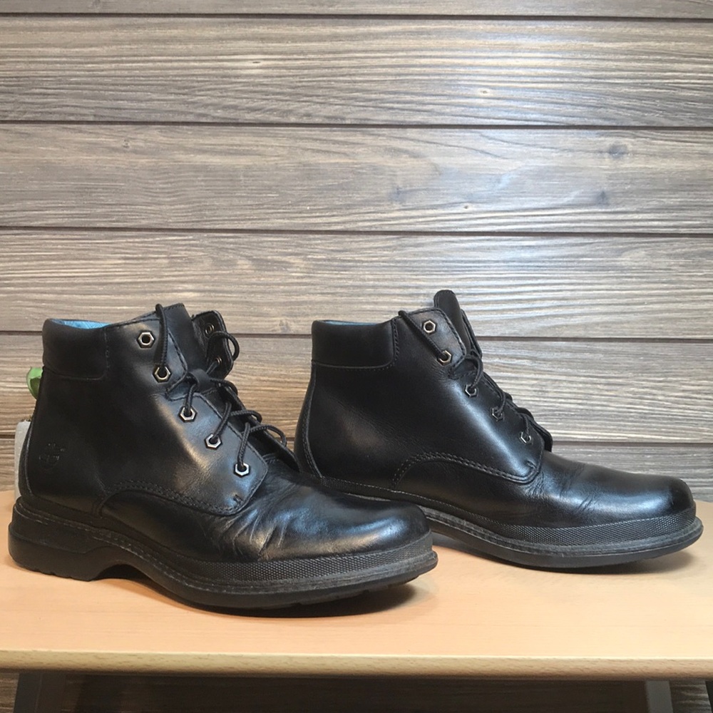 TimberLand Black Leather Ankle Boots
